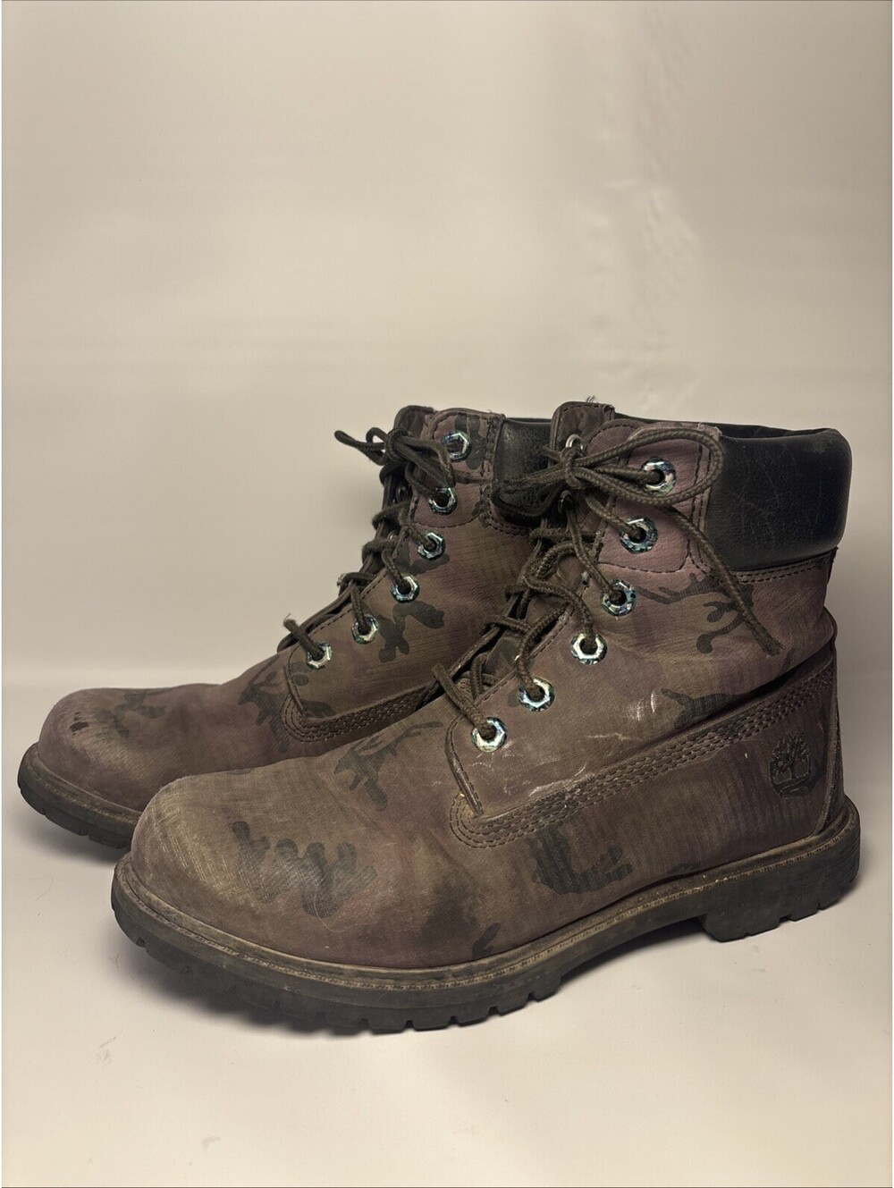Timberland 6" Premium Boot Iridescent Camo A25E3 Black Purple Women’s Size 8.5